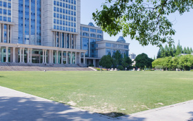 北京211大学招生人数、录取率、学费代码、就业前景（2026参考）