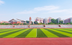 2026最有前景的行业有哪些？男孩最吃香的10个专业