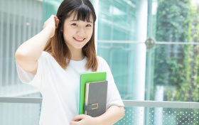 2026年湖北武汉高三二调英语试卷及答案解析